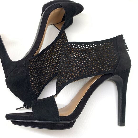 BCBGeneration Kadia Black Sz 7.5 Suede Lattice Stiletto Open Toe Zip Closure - Picture 1 of 13